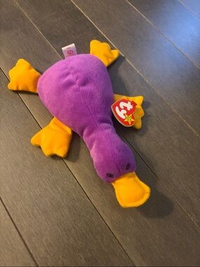 Ty Purple and Yellow Patti the Platypus